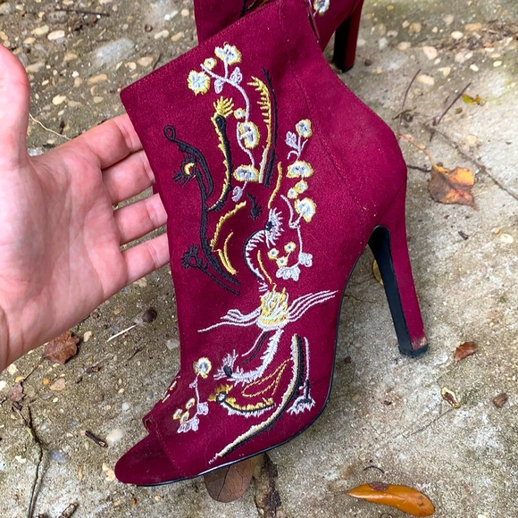 Burgundy Carlos by Carlos Santana Peep toe Booties - Picture 3 of 4